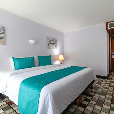 Hotel Bahia Cartagena エクステリア 写真