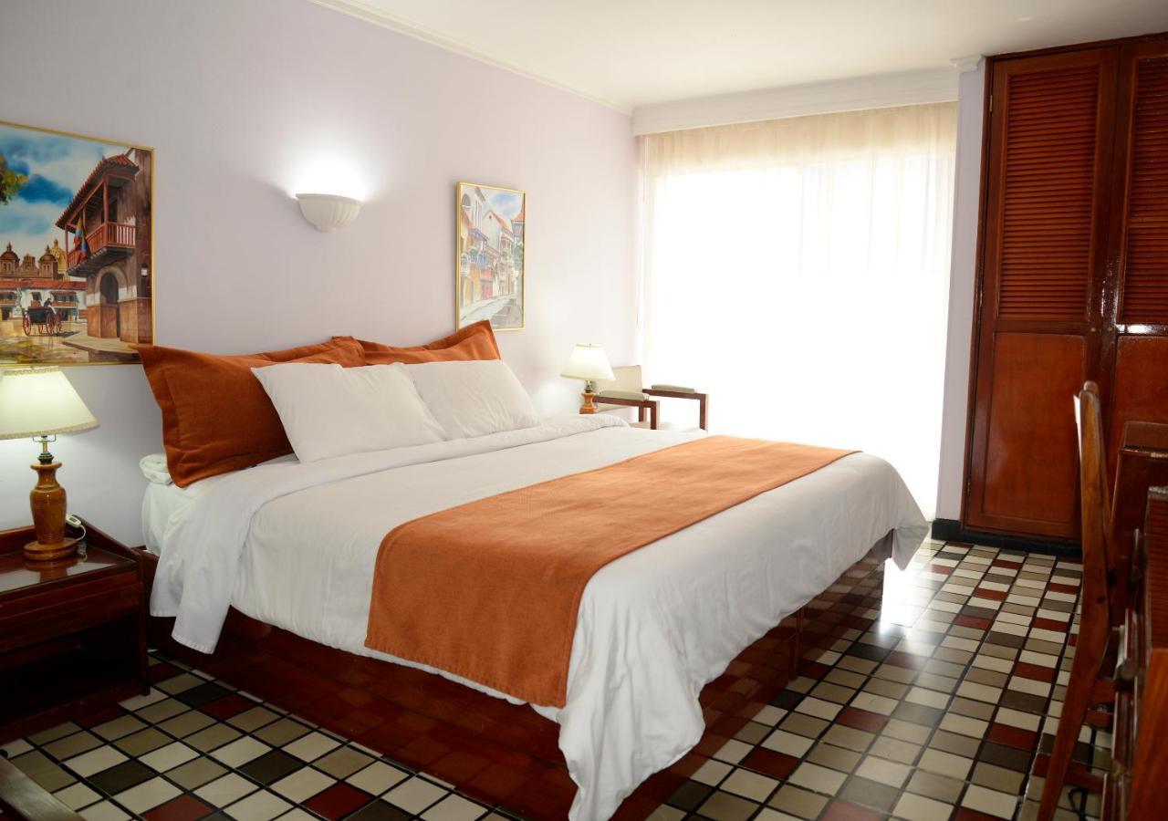 Hotel Bahia Cartagena エクステリア 写真
