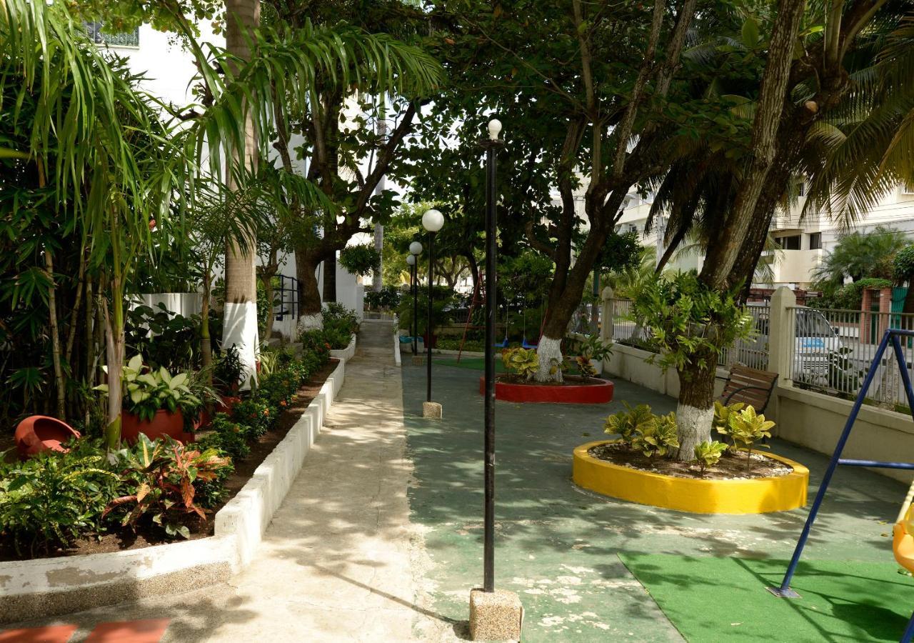 Hotel Bahia Cartagena エクステリア 写真
