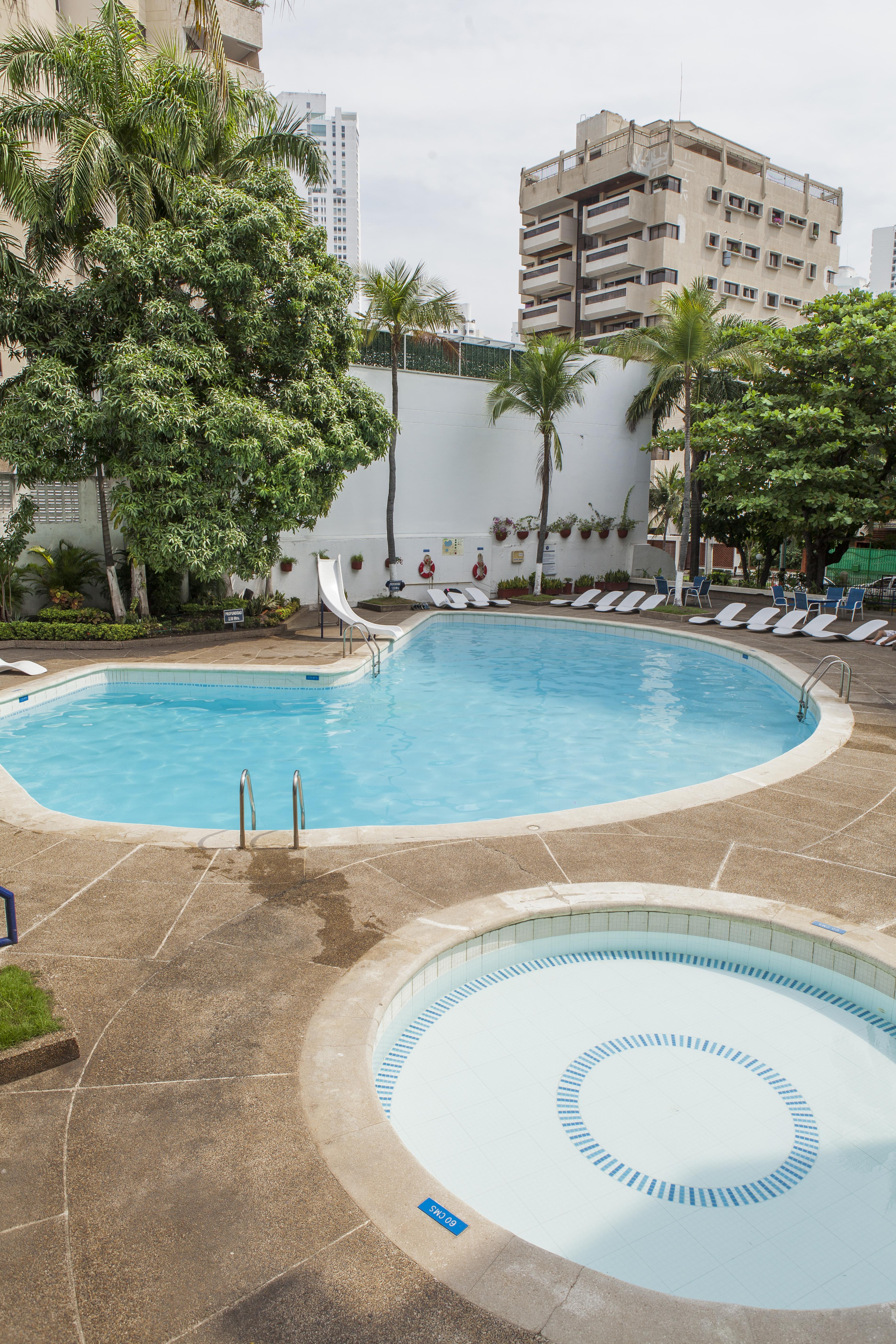 Hotel Bahia Cartagena エクステリア 写真