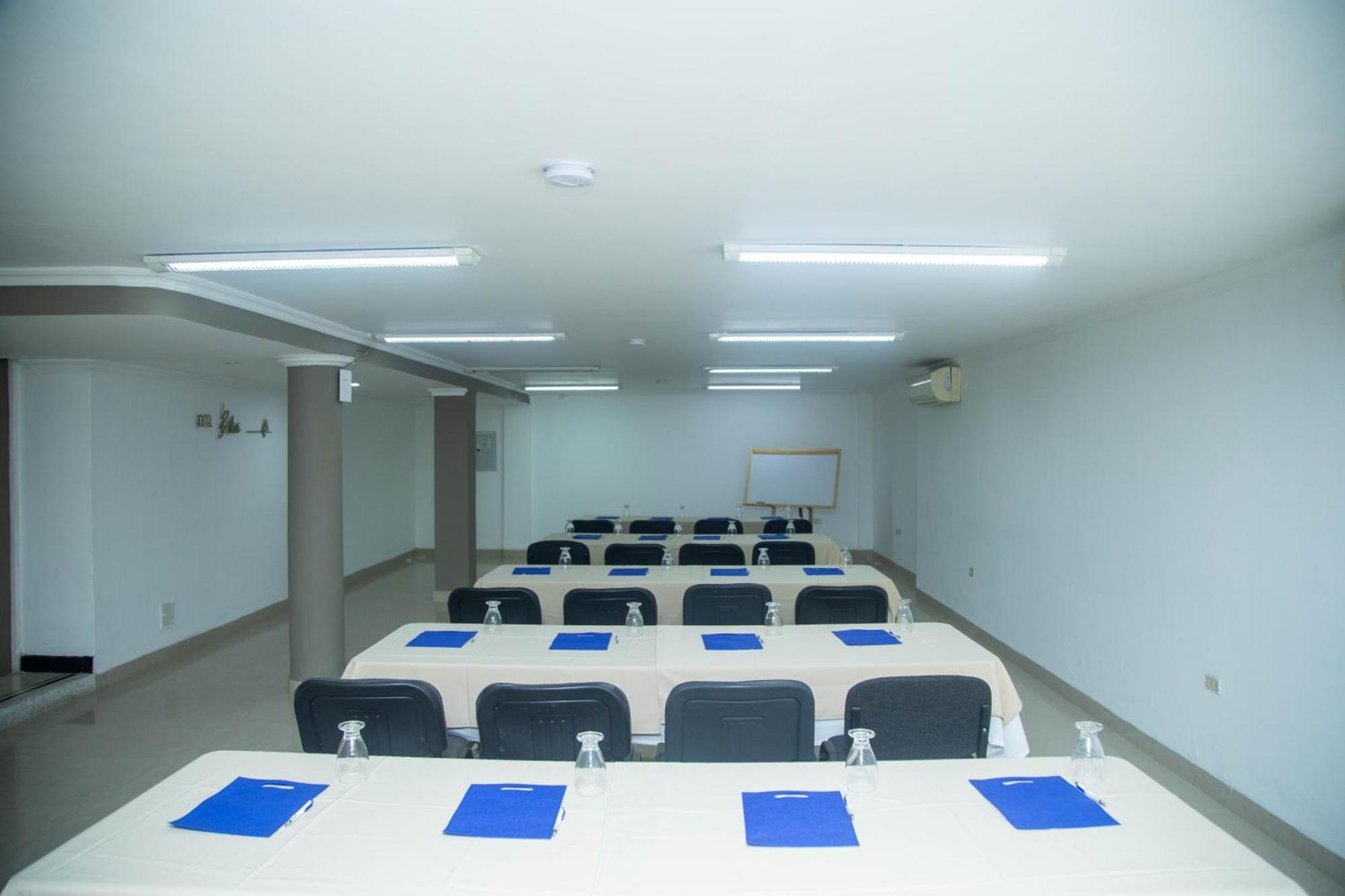 Hotel Bahia Cartagena エクステリア 写真
