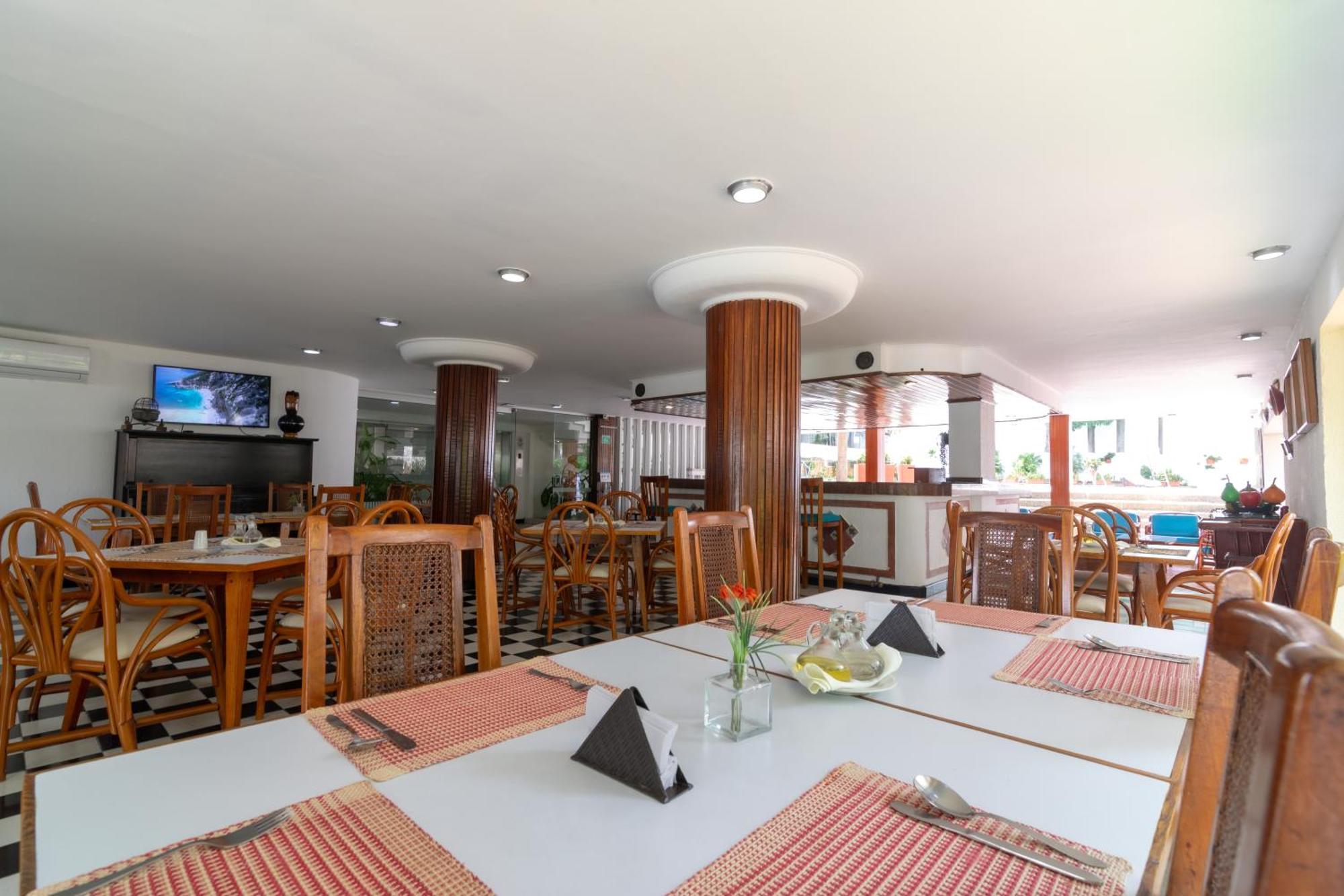 Hotel Bahia Cartagena エクステリア 写真